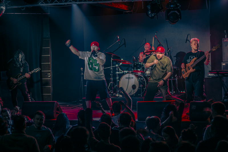 28.03 Rock All Stars Glastonberry — Rock Mania tribute — Limp Bizkit